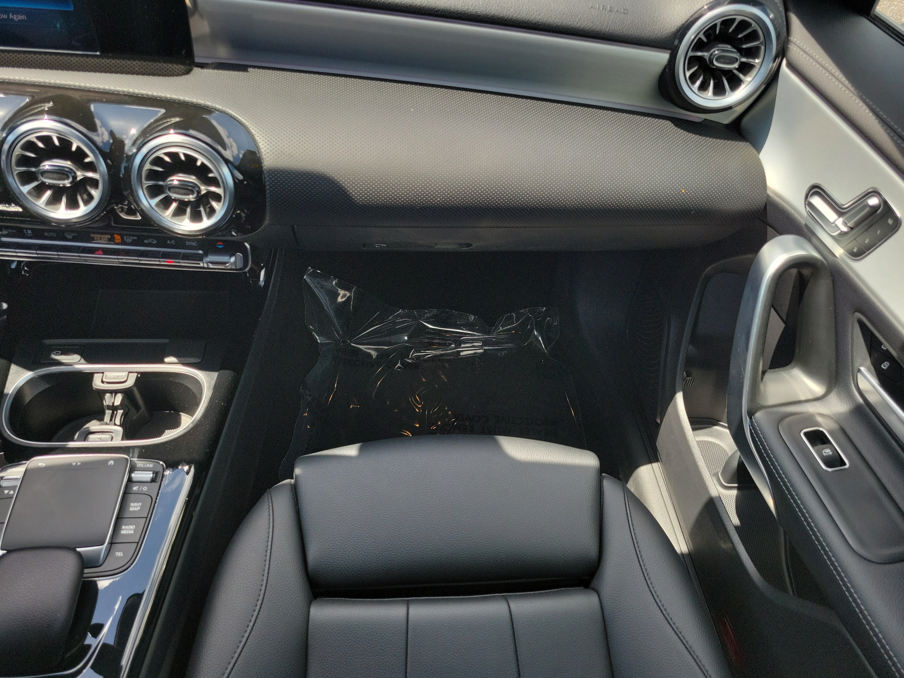 Certified 2023 Mercedes-Benz CLA 250 image 14