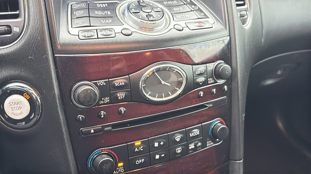 Used 2017 INFINITI QX50 2WD w/ Premium Plus Package image 21