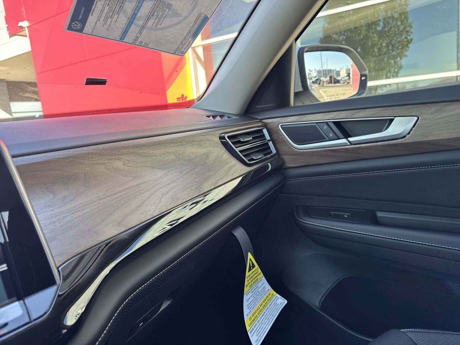 New 2026 Volkswagen Atlas SE image 23