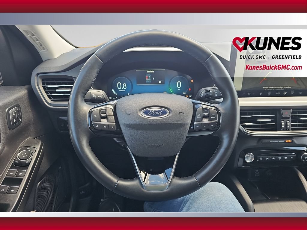 Used 2024 Ford Escape Platinum AWD/4WD image 14