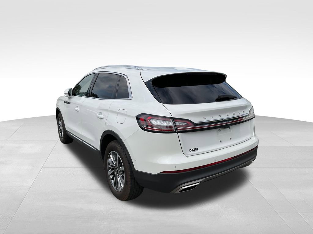 Used 2022 Lincoln Nautilus AWD w/ Premium Package image 7