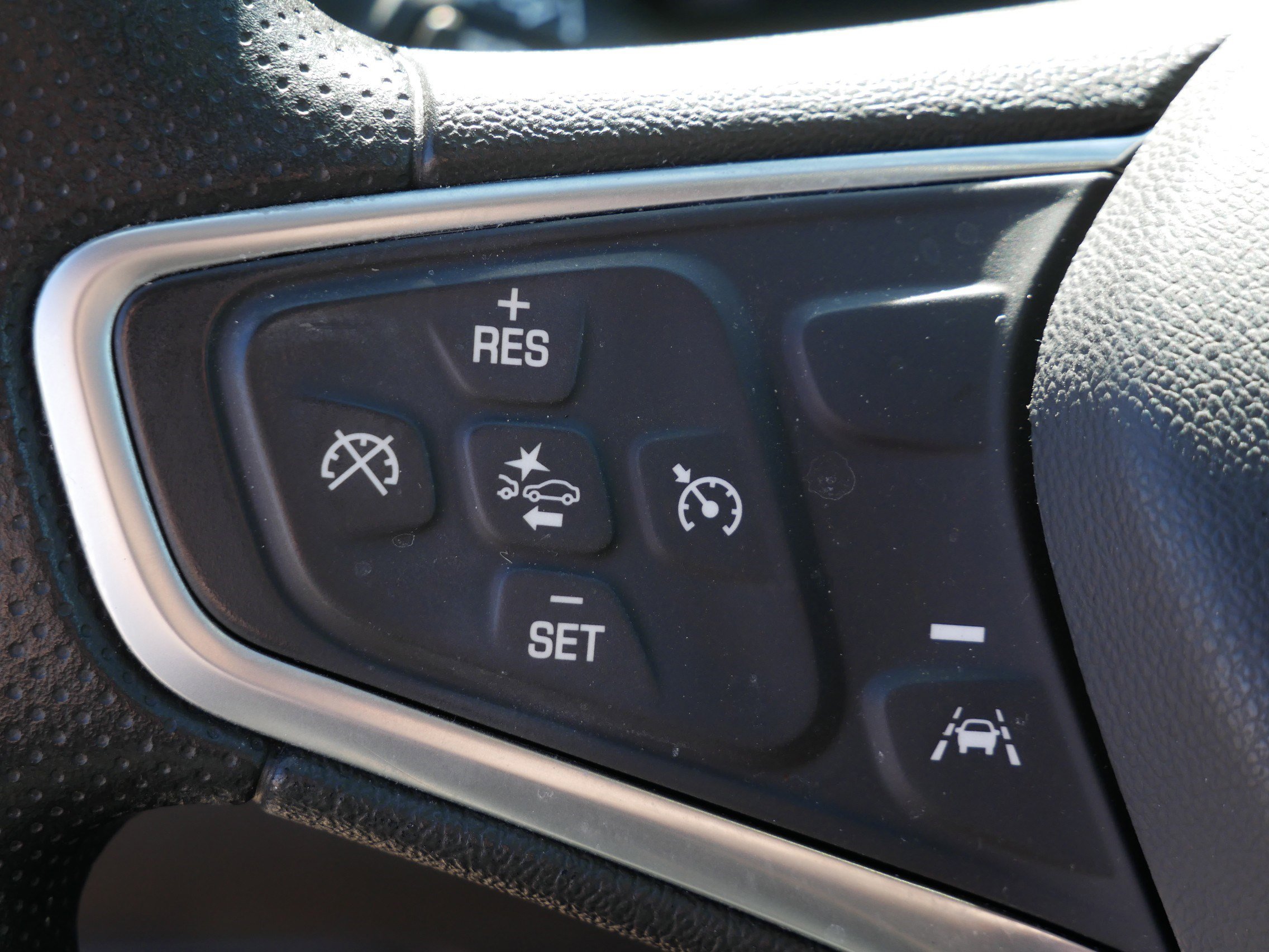 Used 2023 Chevrolet Equinox LS w/ LS Convenience Package image 22