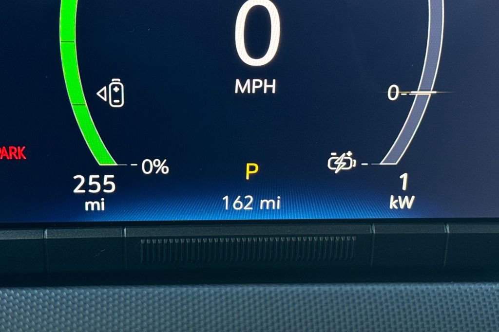 Used 2023 Chevrolet Brightdrop 600 w/ Active Safety Package 2 AWD/4WD image 29