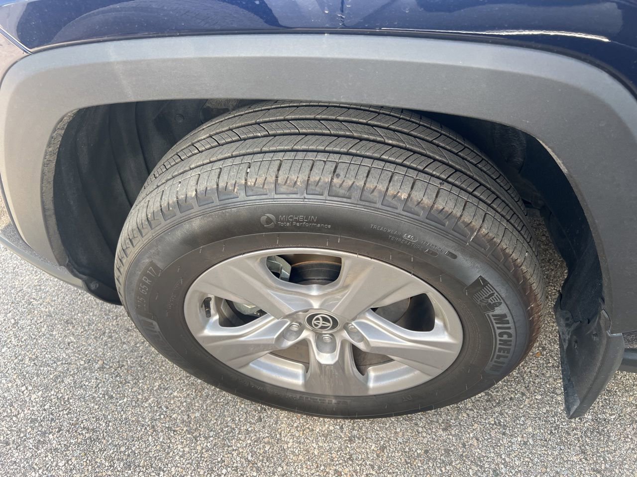 Used 2025 Toyota RAV4 XLE w/ Convenience Package image 14