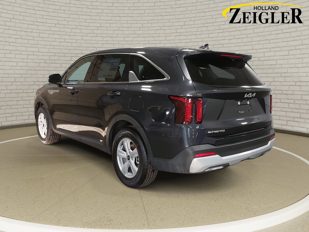 New 2026 Kia Sorento LX FWD image 6