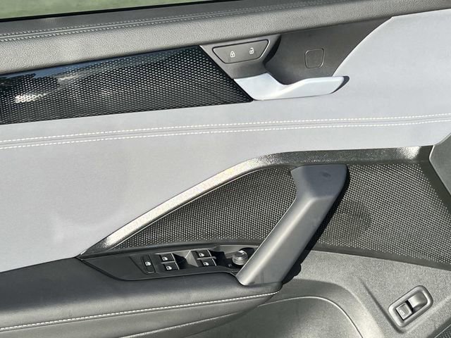New 2026 Volkswagen Tiguan SE R-Line image 10