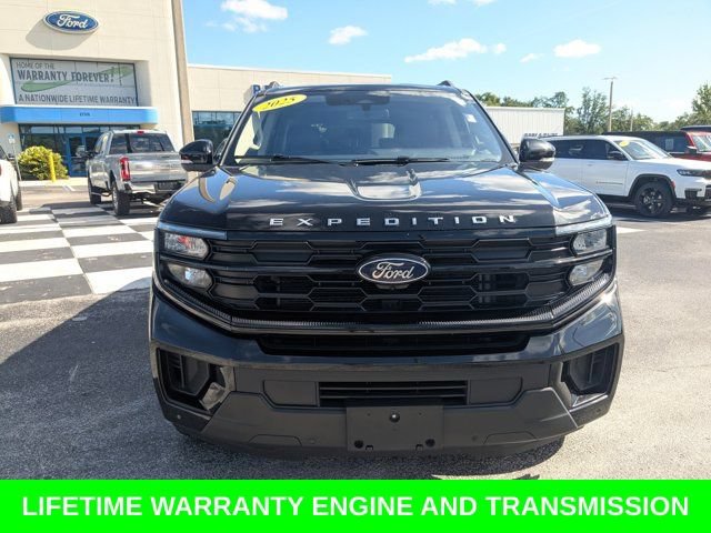 Used 2025 Ford Expedition Max Active AWD/4WD image 8