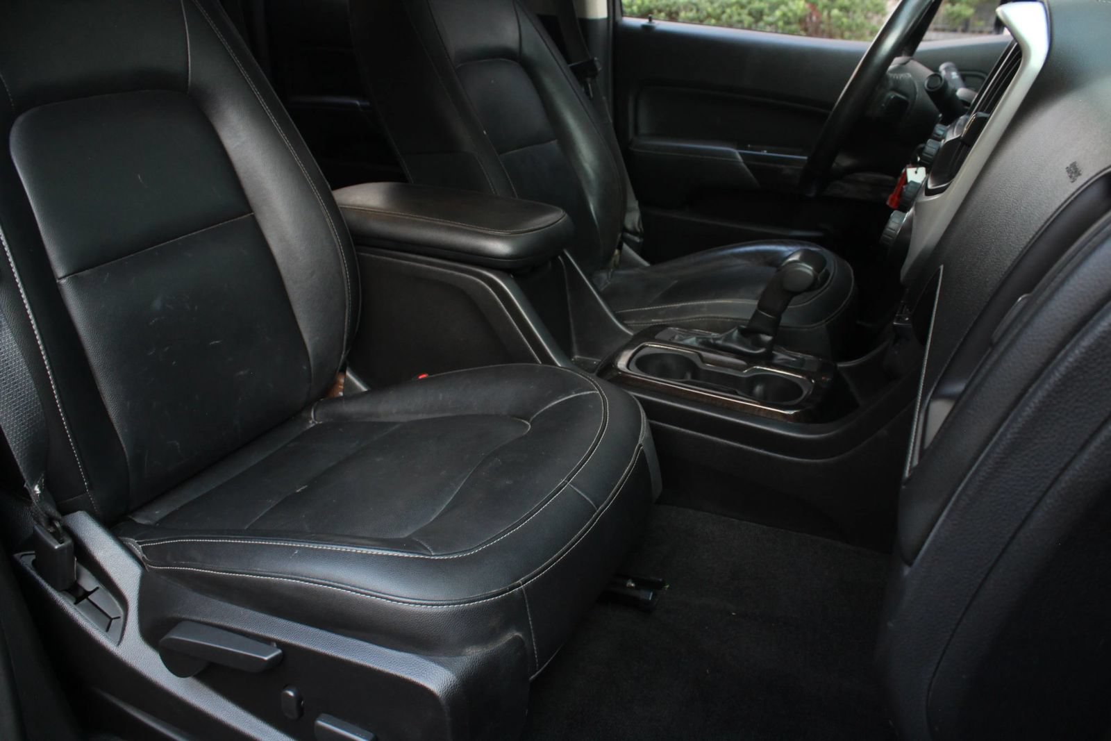 Used 2017 GMC Canyon SLT AWD/4WD image 28