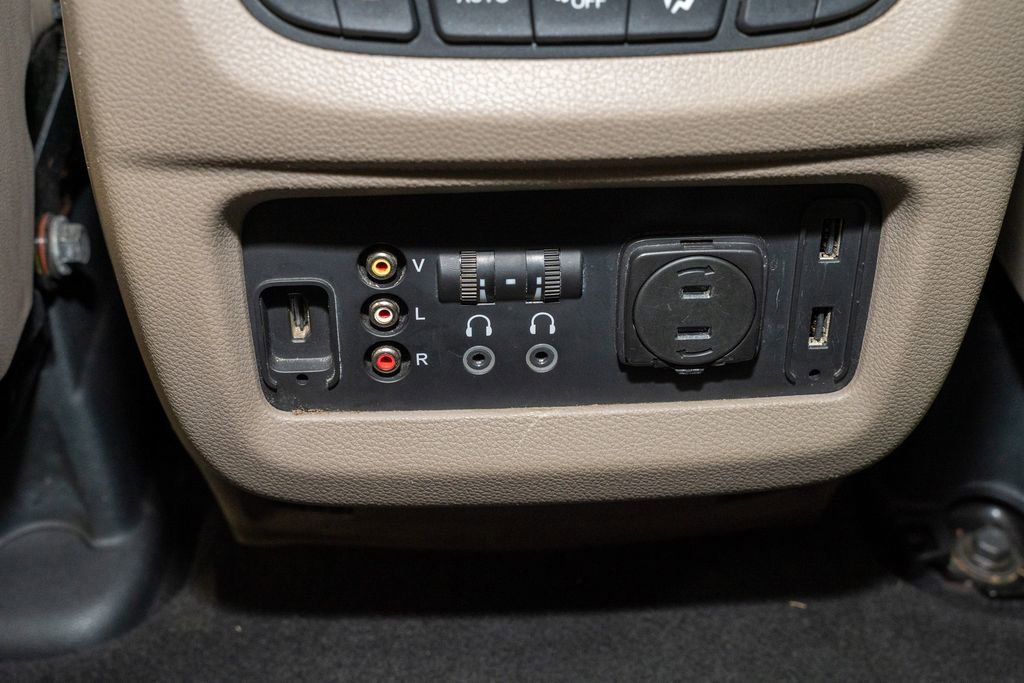 Used 2017 Honda Pilot Elite image 9