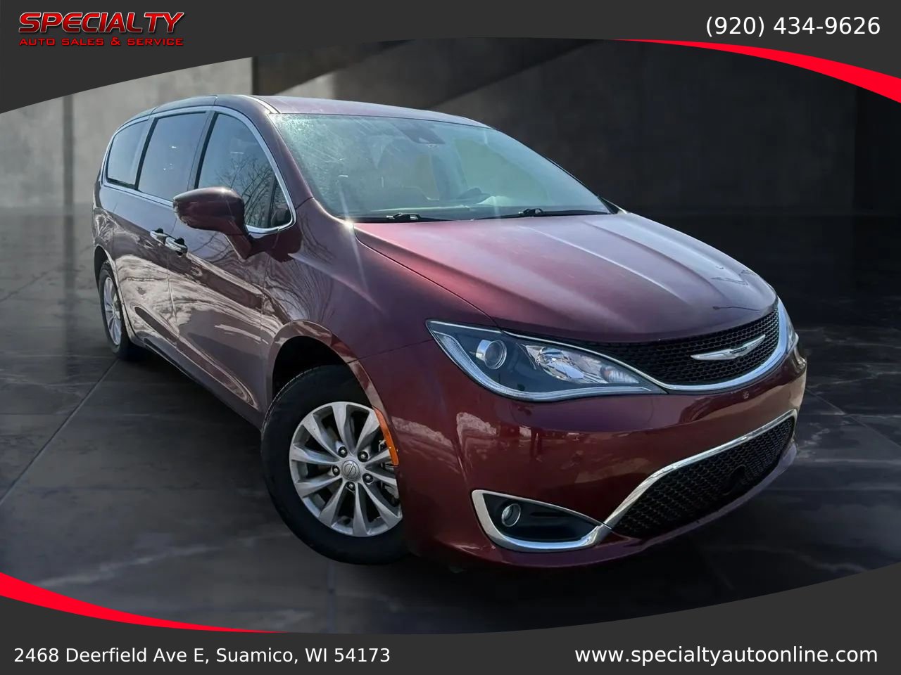 Used 2019 Chrysler Pacifica Touring Plus w/ Advanced Safetytec Group image 2