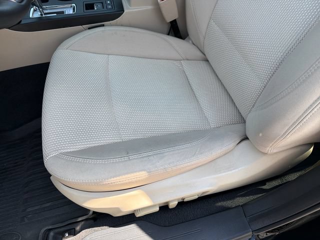 Used 2019 Subaru Outback 2.5i Premium AWD/4WD image 21