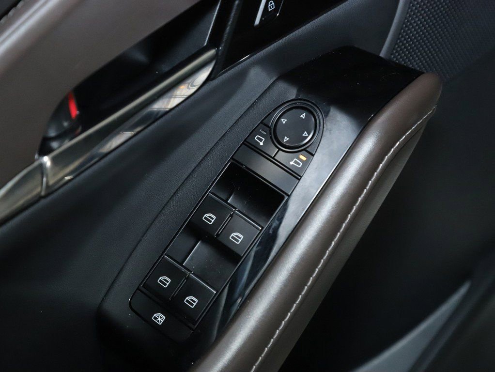 Certified 2025 MAZDA CX-30 2.5 Turbo w/ Premium Plus Pkg image 16