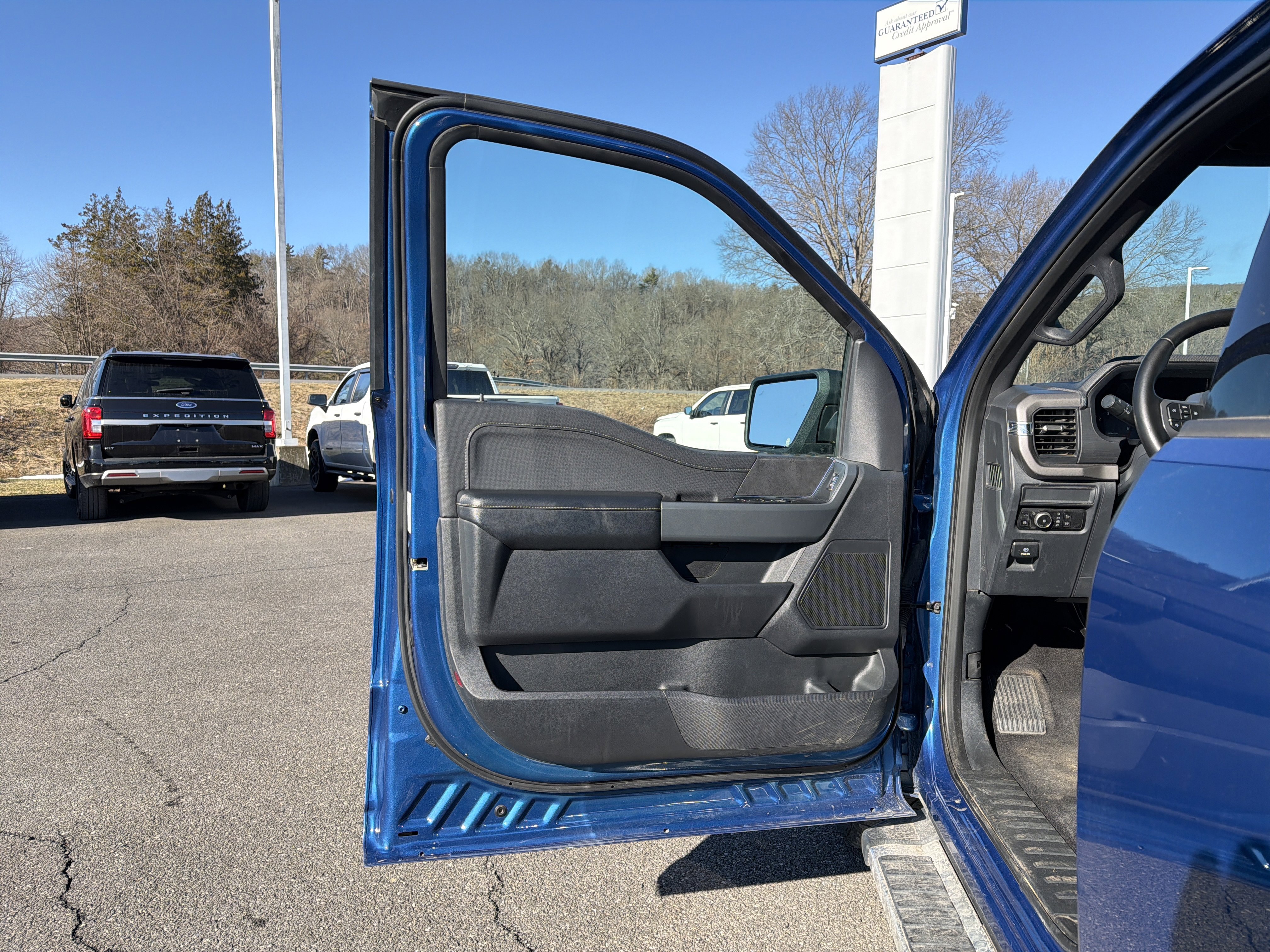 Used 2024 Ford F150 XLT w/ Mobile Office Package image 10