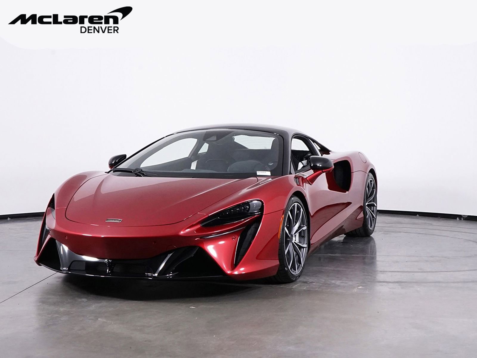 New 2026 McLaren Artura image 1