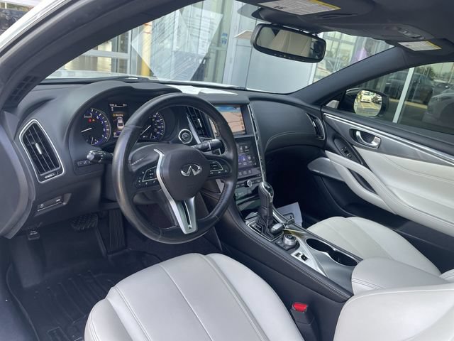 Used 2019 INFINITI Q60 3.0t Luxe w/ Essential Package AWD/4WD image 18