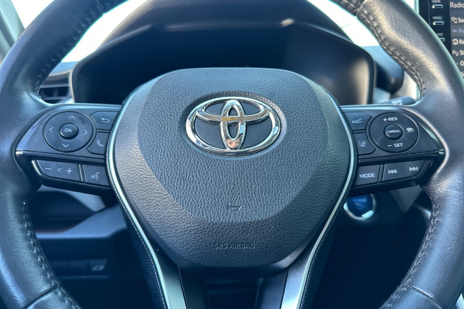 Used 2020 Toyota RAV4 Limited w/ All Weather Liner Package AWD/4WD image 24