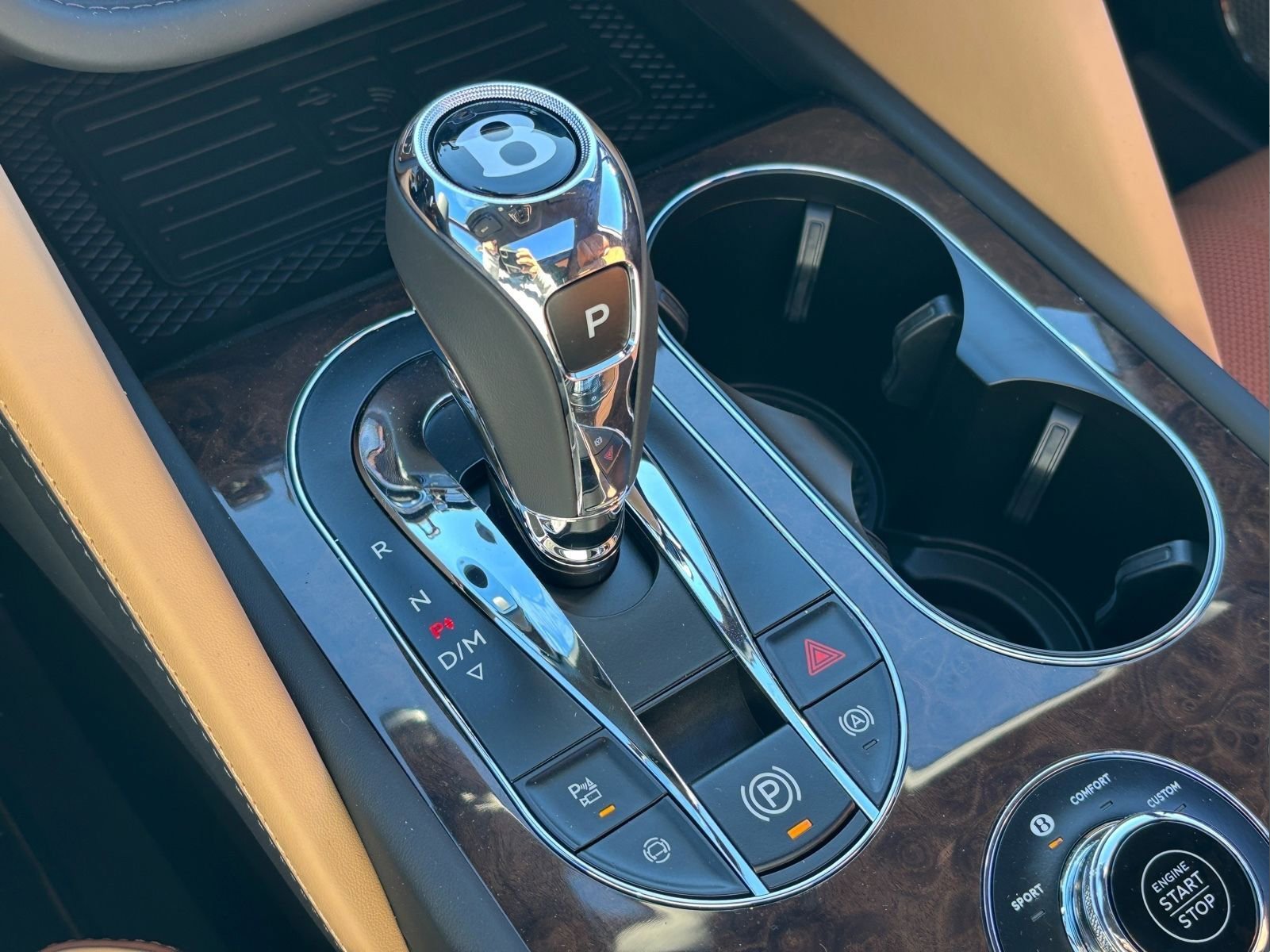 New 2025 Bentley Bentayga Extended Wheelbase image 49