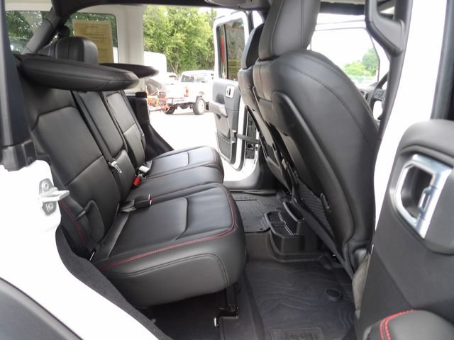 Used 2026 Jeep Wrangler Unlimited Rubicon w/ Safety Group AWD/4WD image 32