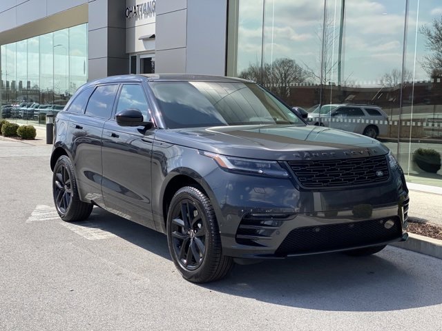 New 2026 Land Rover Range Rover Velar Dynamic SE image 4