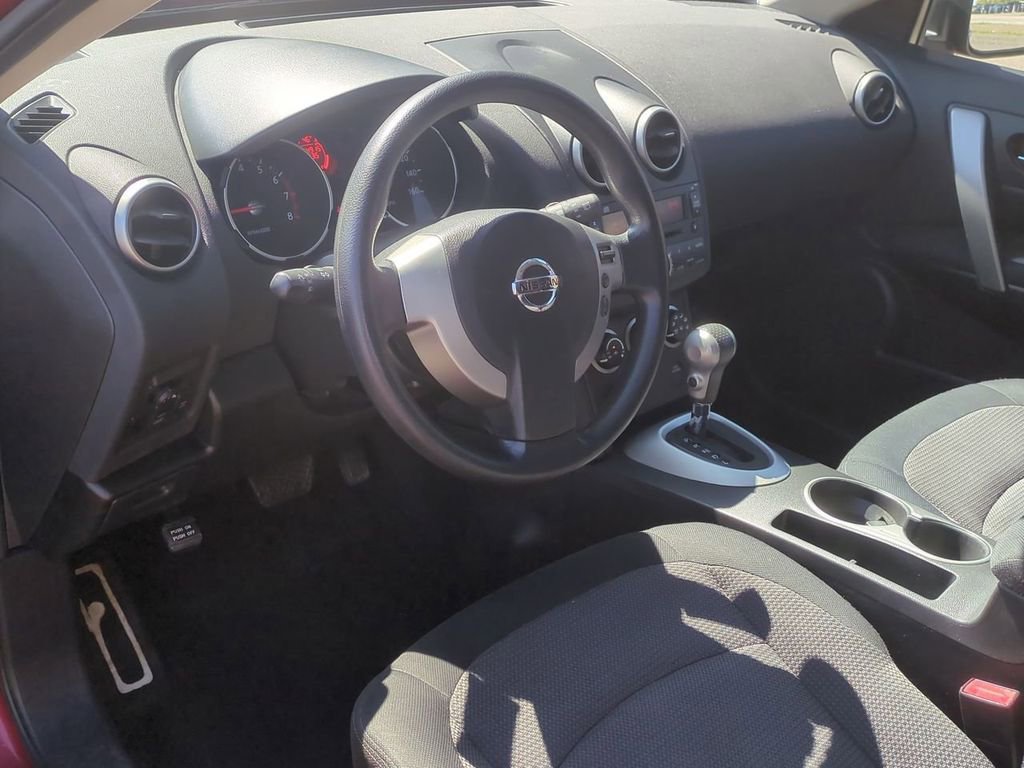 Used 2010 Nissan Rogue SL w/ Moonroof Pkg image 13