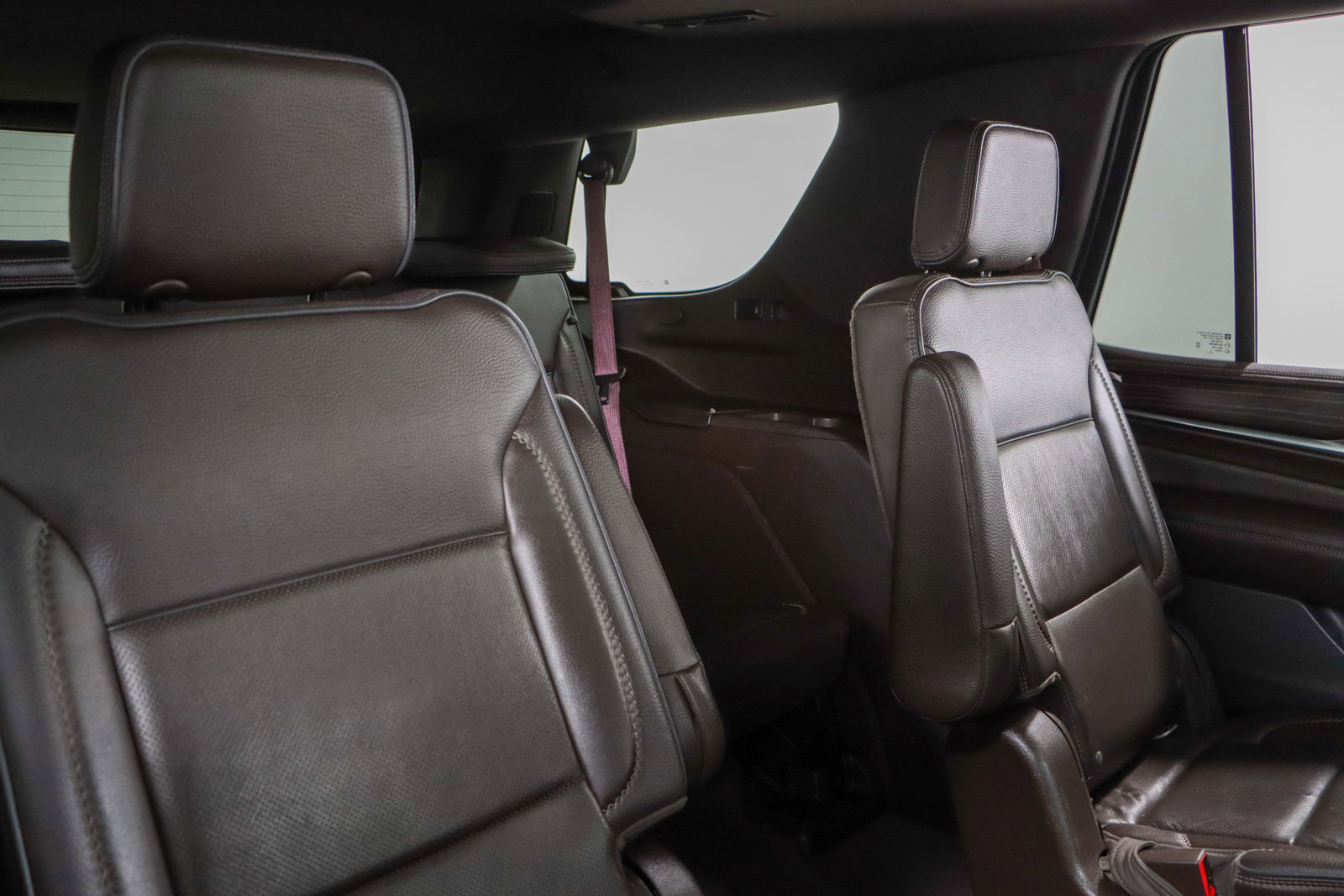 Used 2021 GMC Yukon Denali w/ Denali Premium Package image 33