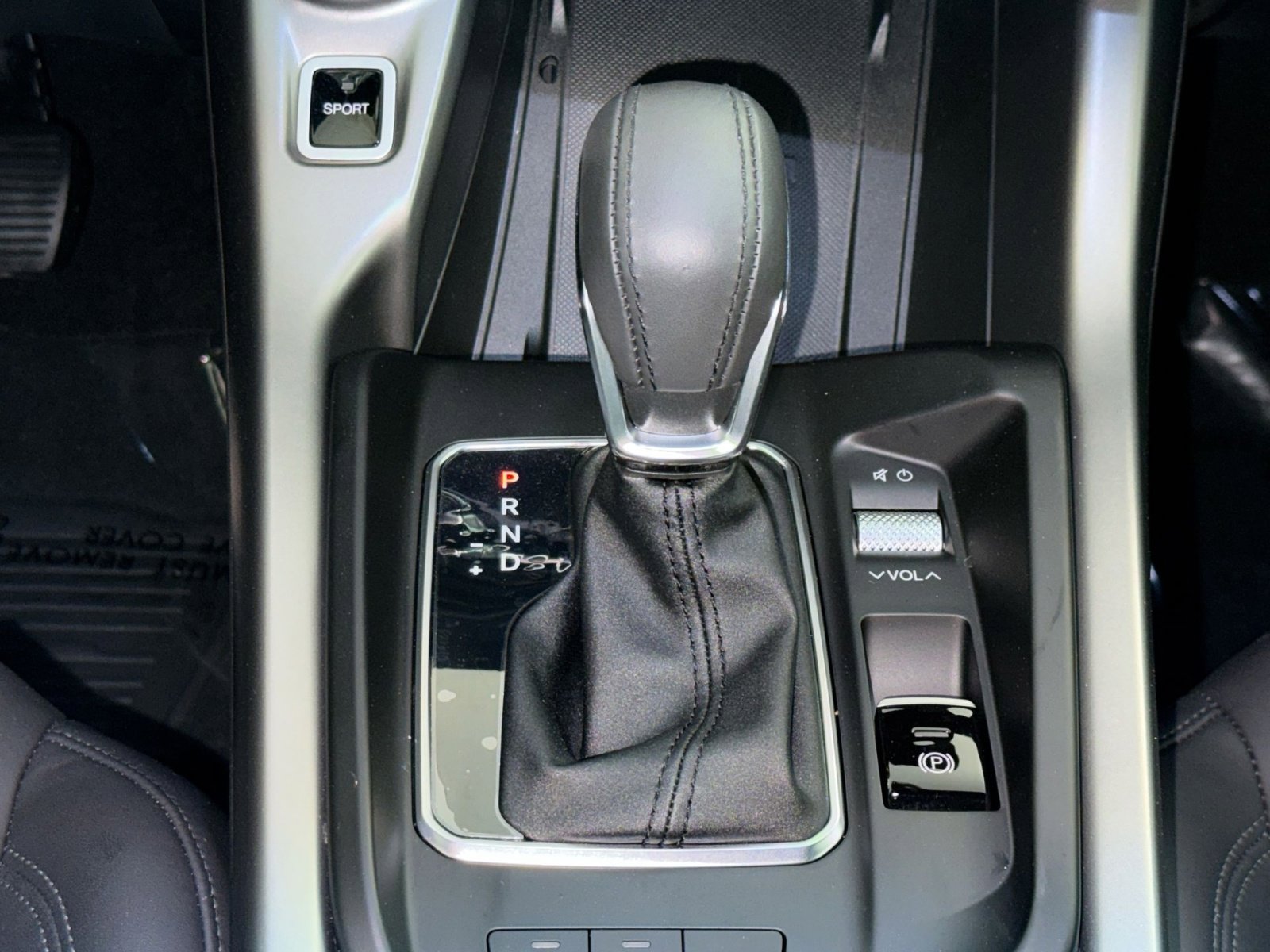 Used 2024 Dodge Hornet R/T Plus w/ Tech Pack Plus w/o Parking image 22