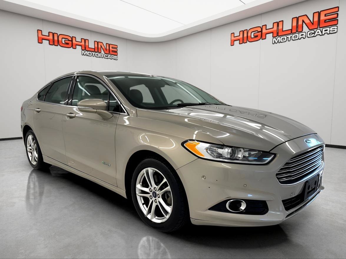 Used 2016 Ford Fusion Energi Titanium FWD image 3