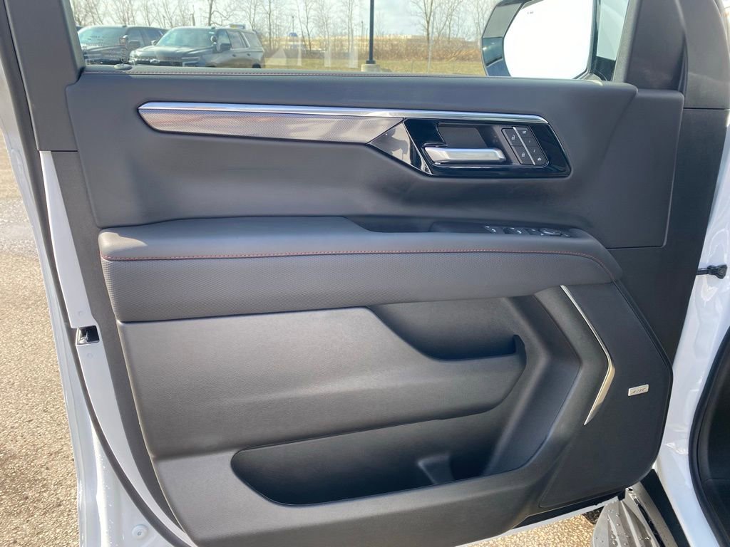 New 2026 Chevrolet Tahoe RST w/ RST Capability Package image 9