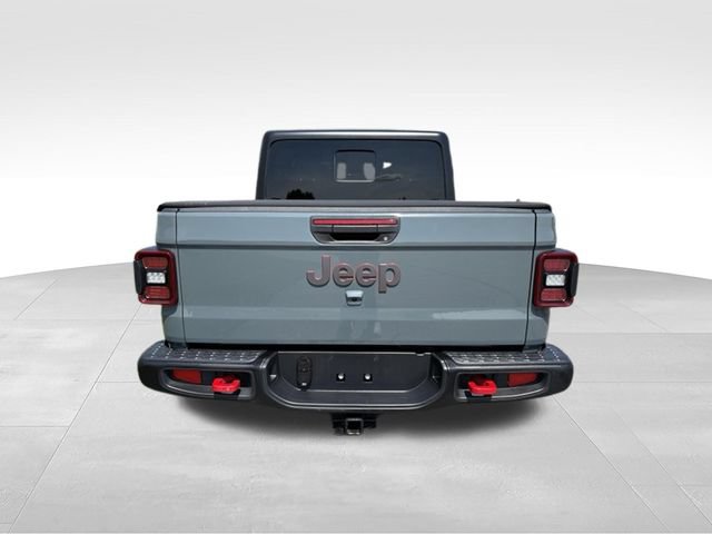 Used 2025 Jeep Gladiator Rubicon AWD/4WD image 14