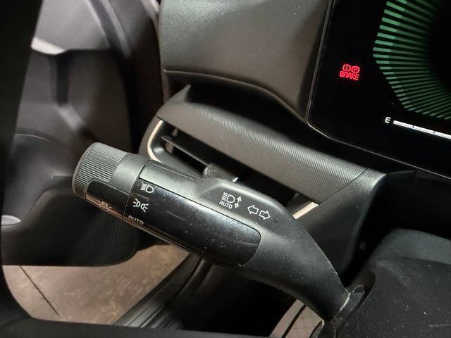 Used 2025 Kia K4 FWD image 31