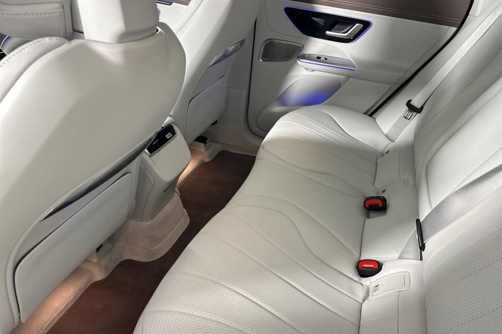 Certified 2026 Mercedes-Benz EQE 320+ SUV image 15