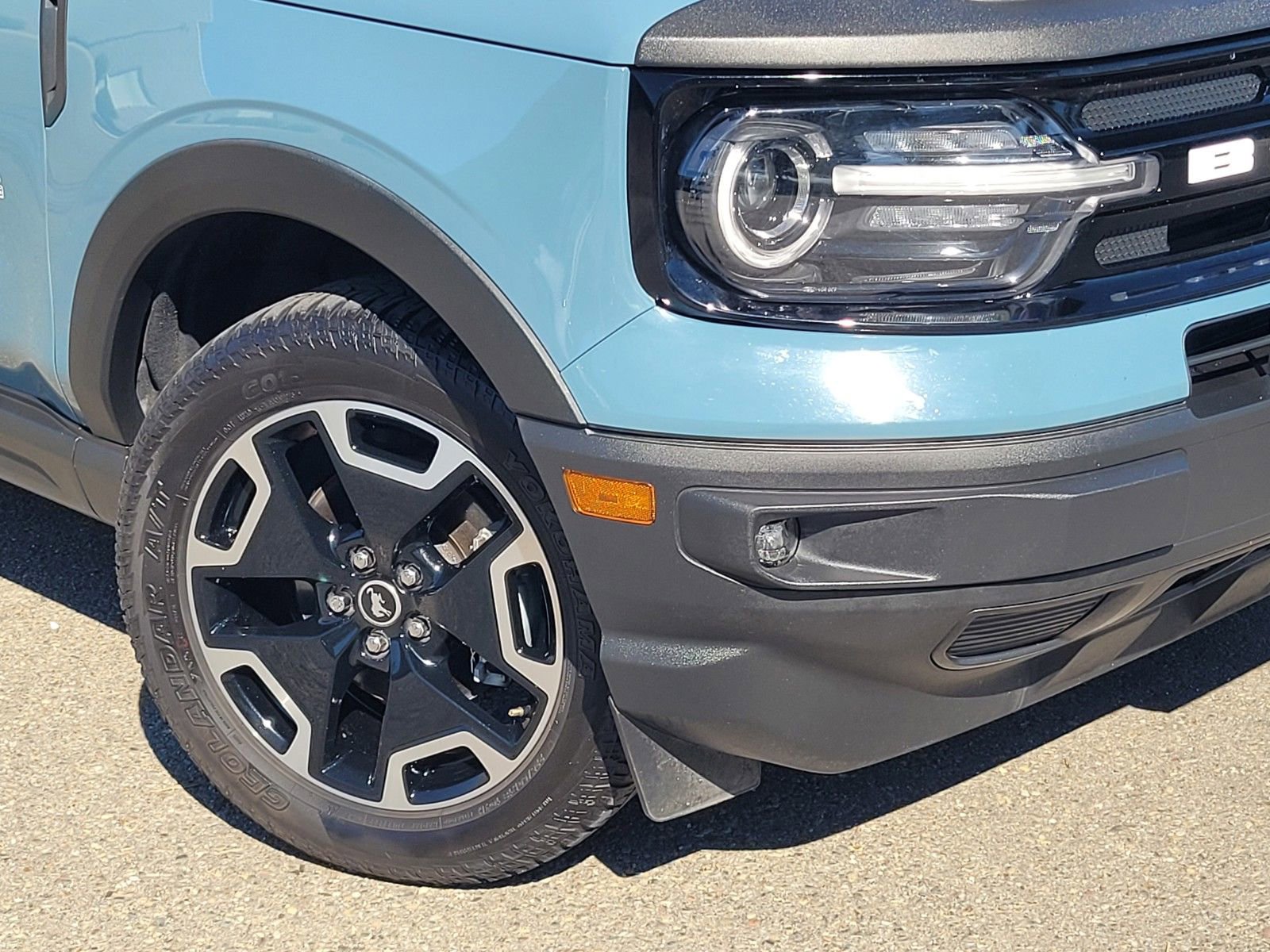 Used 2022 Ford Bronco Sport Outer Banks w/ Tech Package image 9