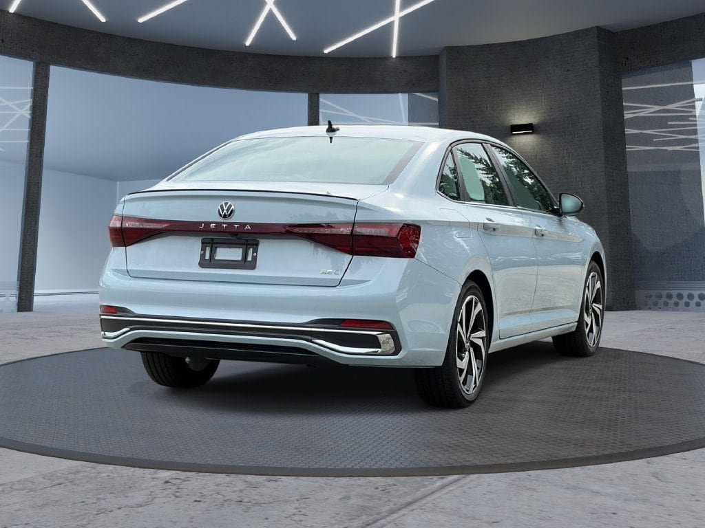 Used 2026 Volkswagen Jetta SEL FWD image 4