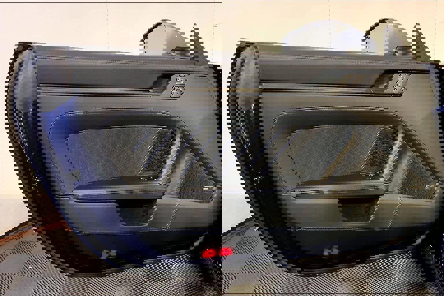 Used 2025 Porsche 911 Carrera T image 25