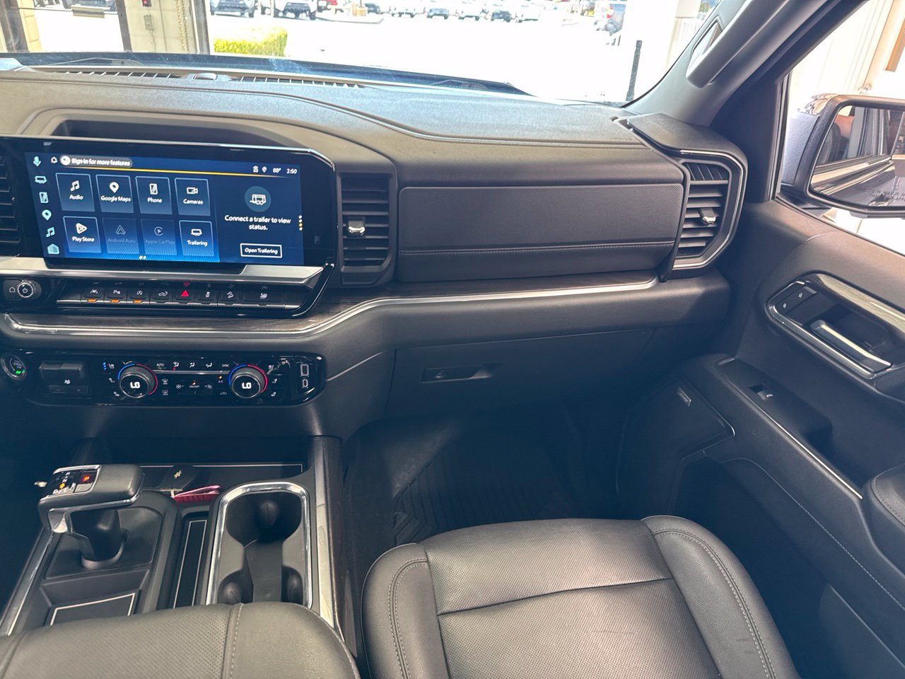 Used 2023 Chevrolet Silverado 1500 LTZ w/ LTZ Convenience Package II AWD/4WD image 46