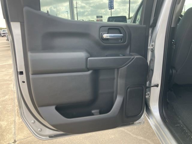 Used 2020 Chevrolet Silverado 1500 Custom w/ Custom Value Package image 16