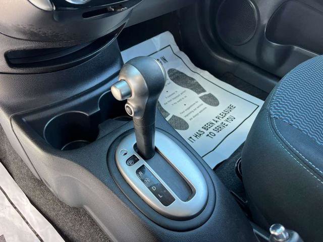 Used 2015 Nissan Versa Note SV image 21