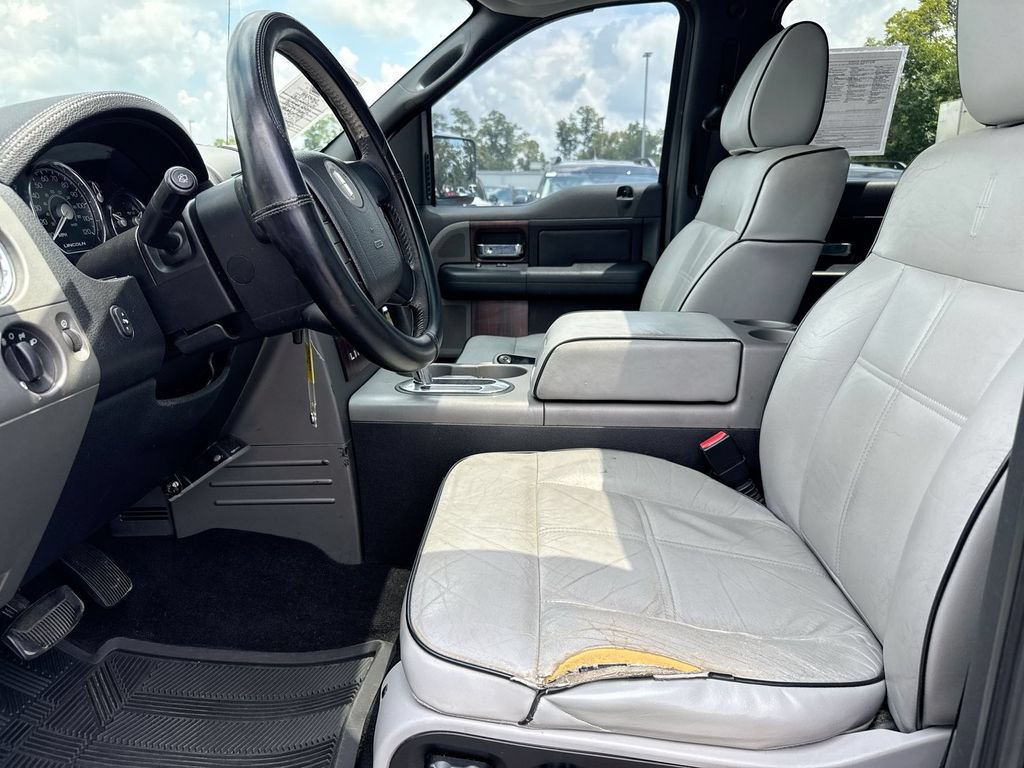 Used 2006 Lincoln Mark LT 4x4 image 20