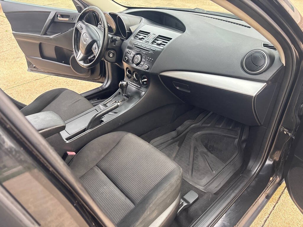 Used 2012 MAZDA MAZDA3 i Touring FWD image 10