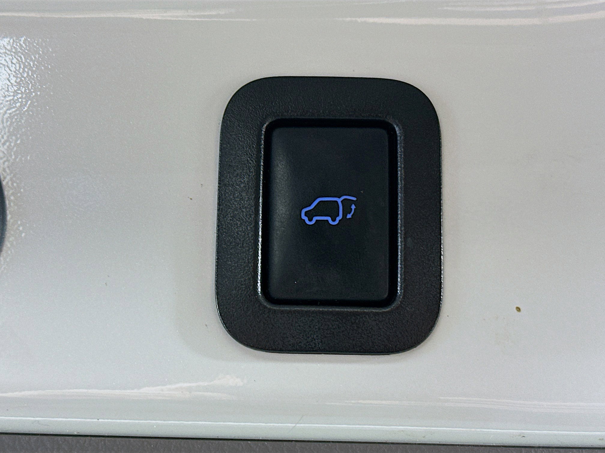 Used 2016 Toyota Highlander Limited image 32