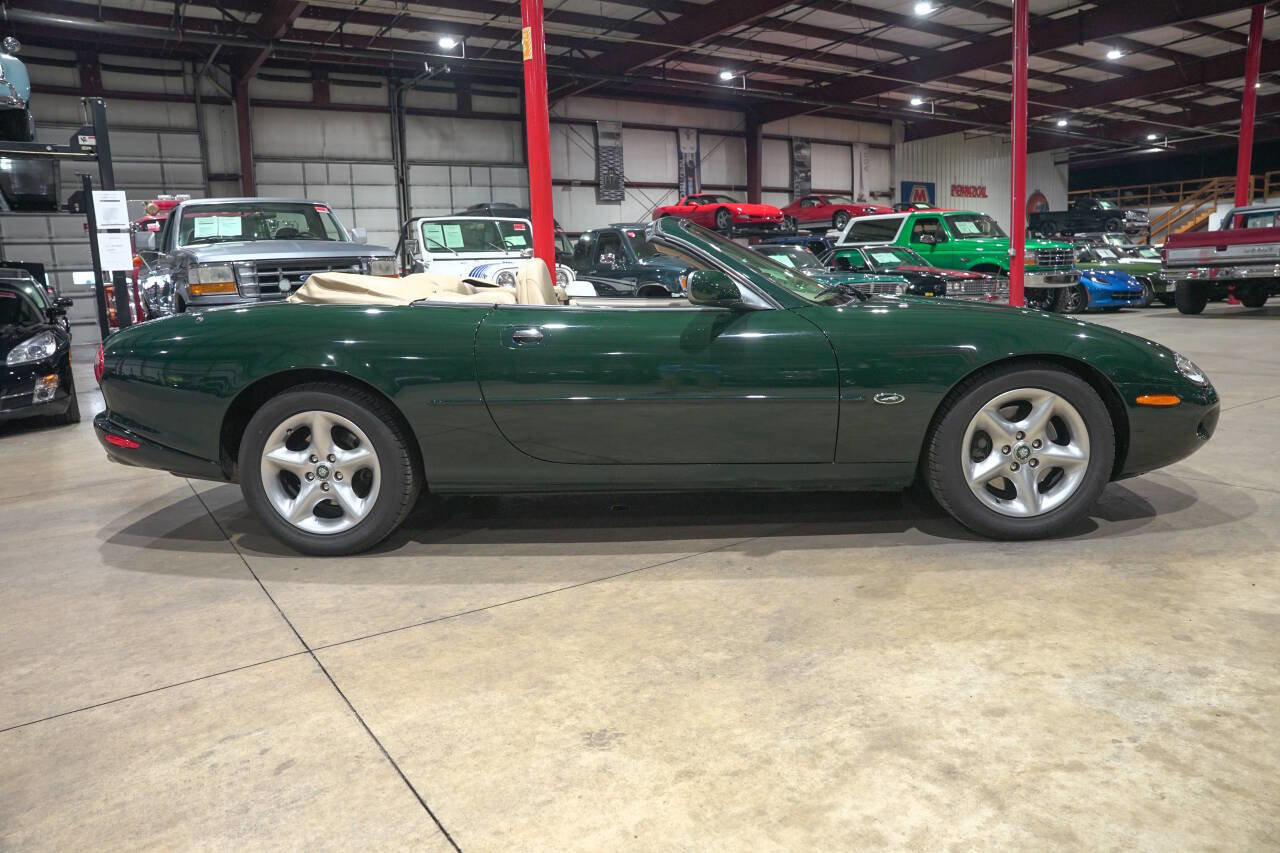 Used 2000 Jaguar XK8 Convertible RWD image 10