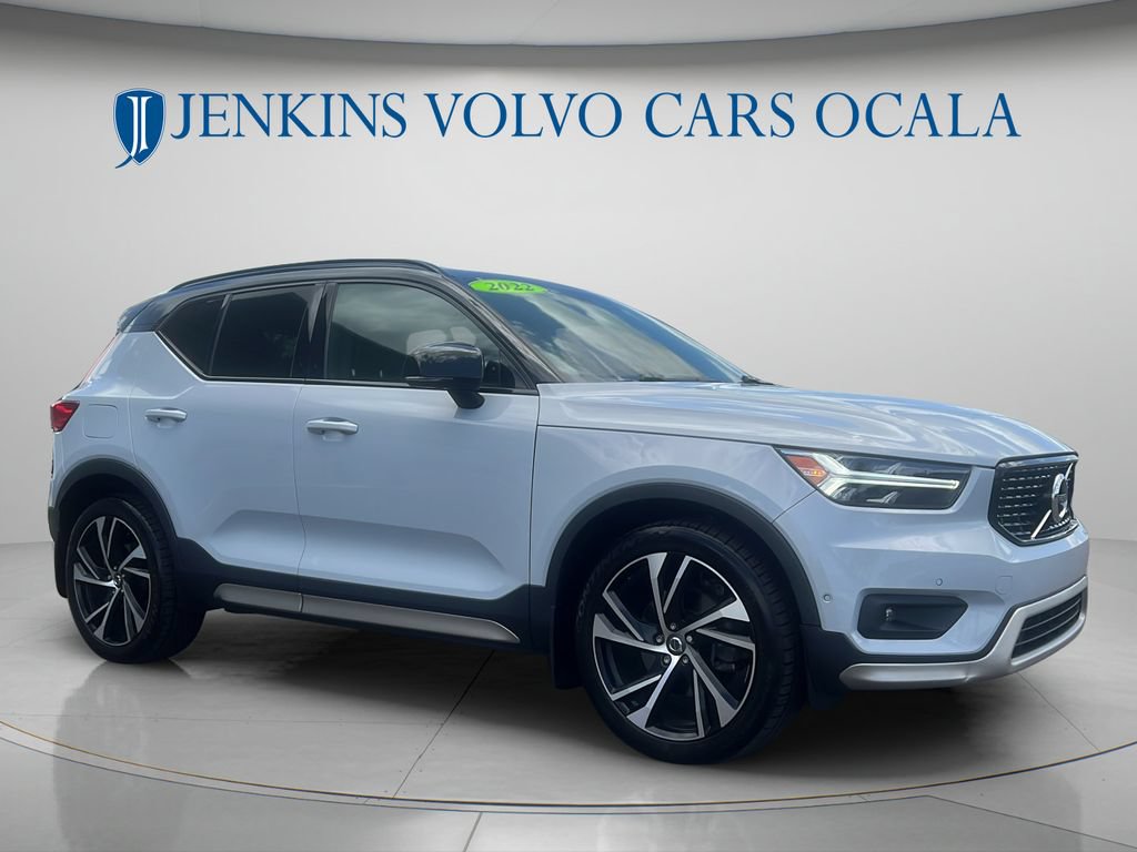 Used 2022 Volvo XC40 T5 R-Design w/ Advanced Package AWD/4WD image 1