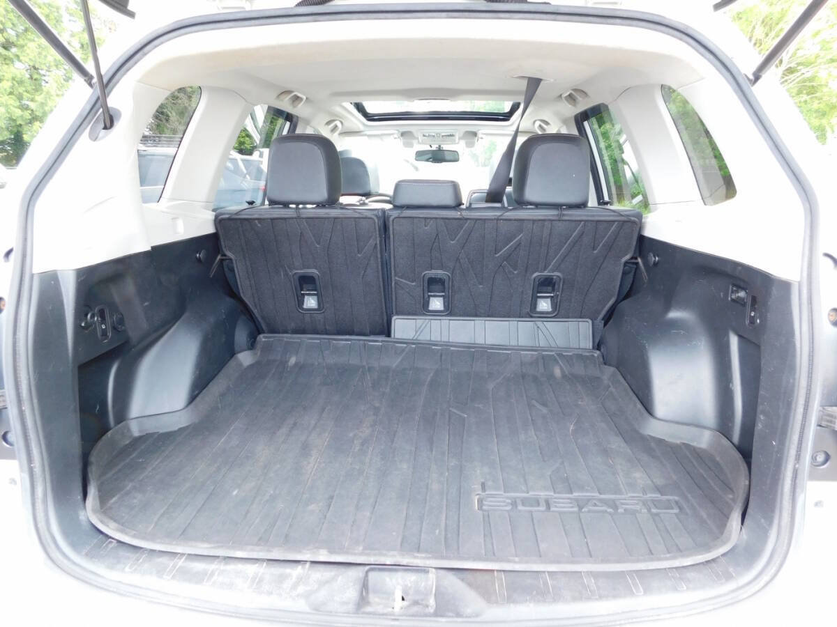 Used 2014 Subaru Forester 2.0XT Touring AWD/4WD image 5