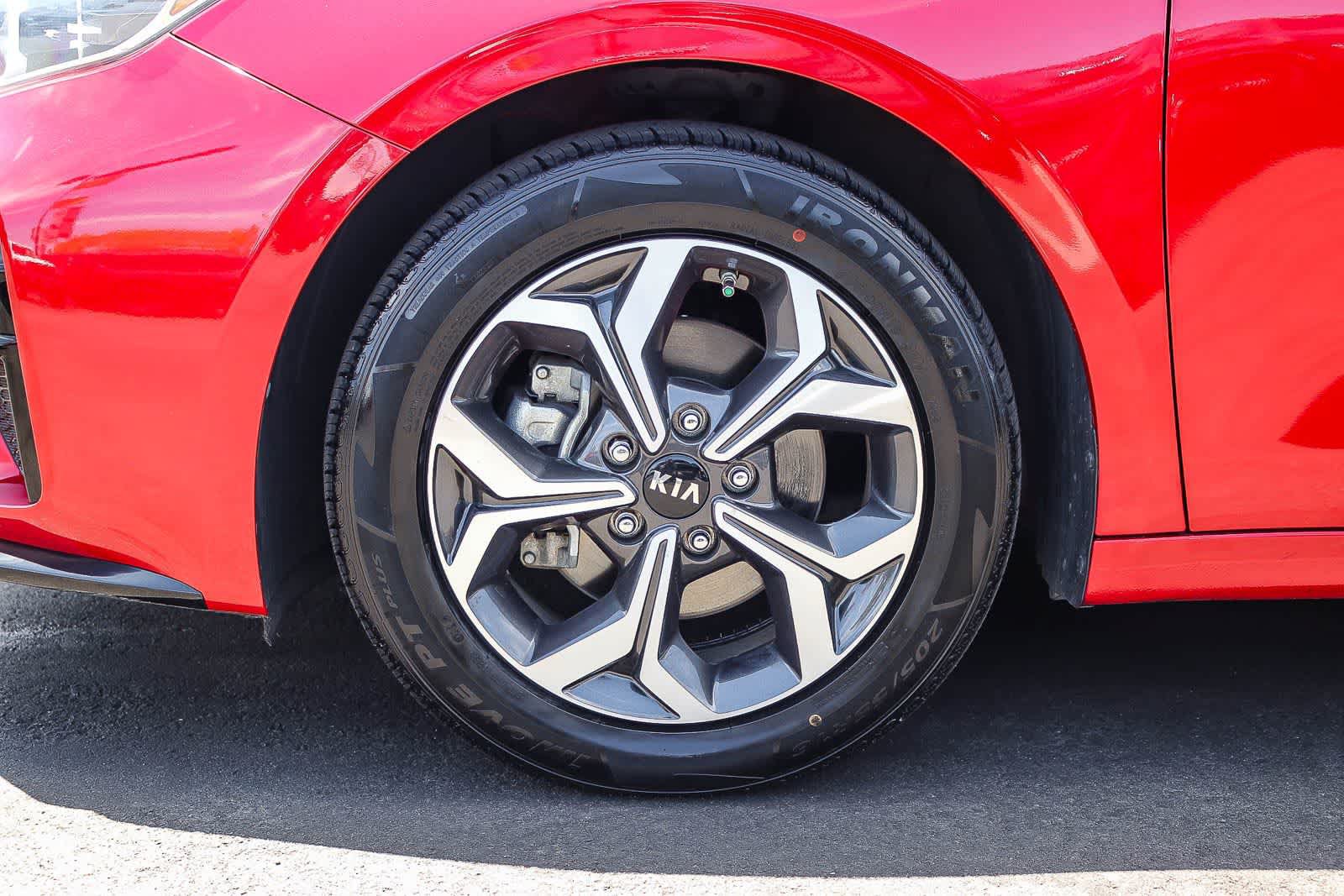 Used 2020 Kia Forte LXS FWD image 10