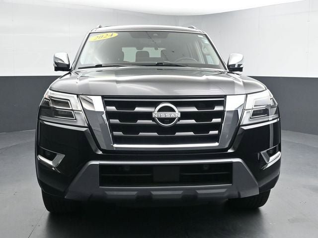 Used 2024 Nissan Armada Platinum w/ Cargo Package AWD/4WD image 4