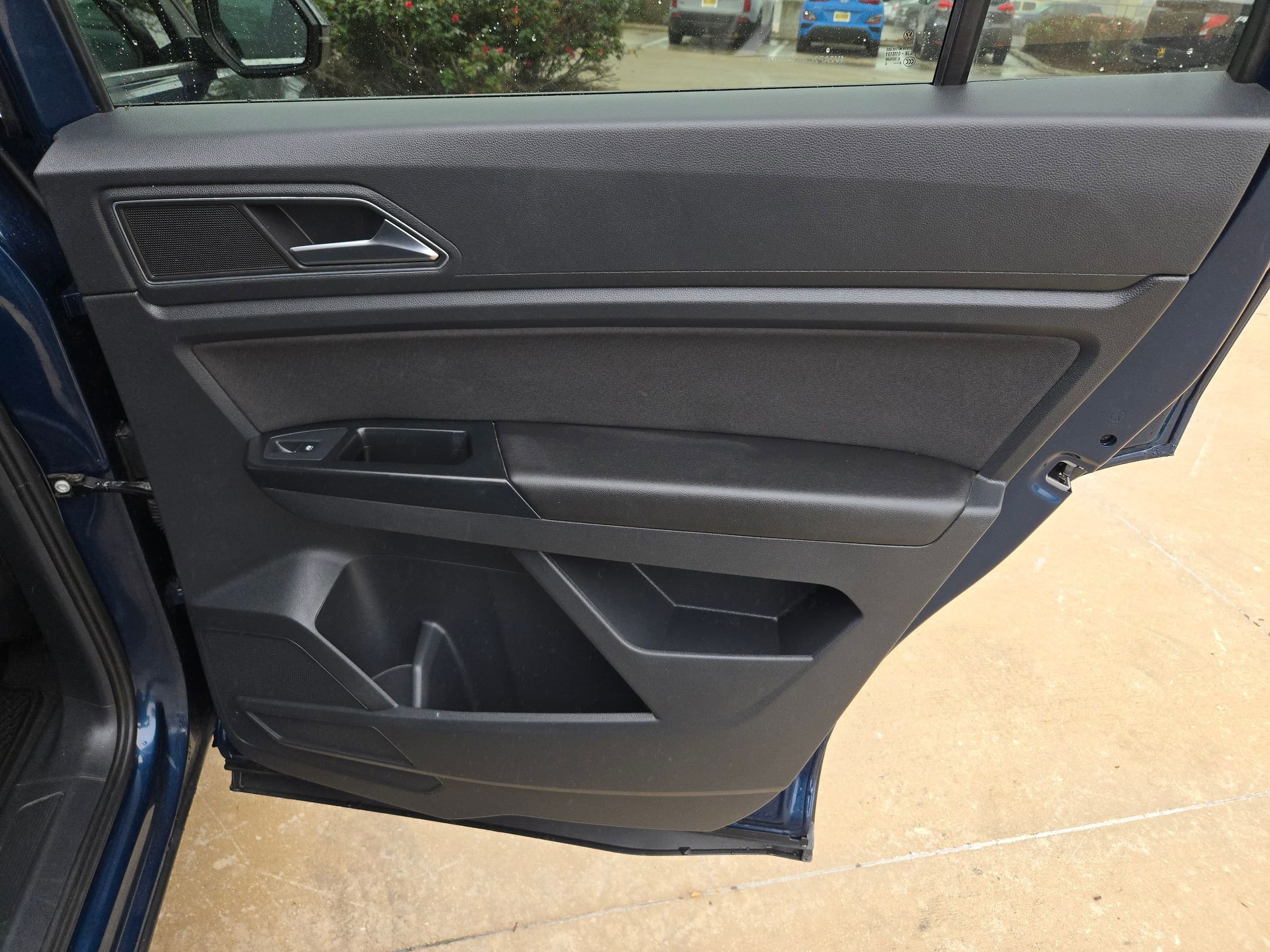 Used 2018 Volkswagen Atlas S image 28