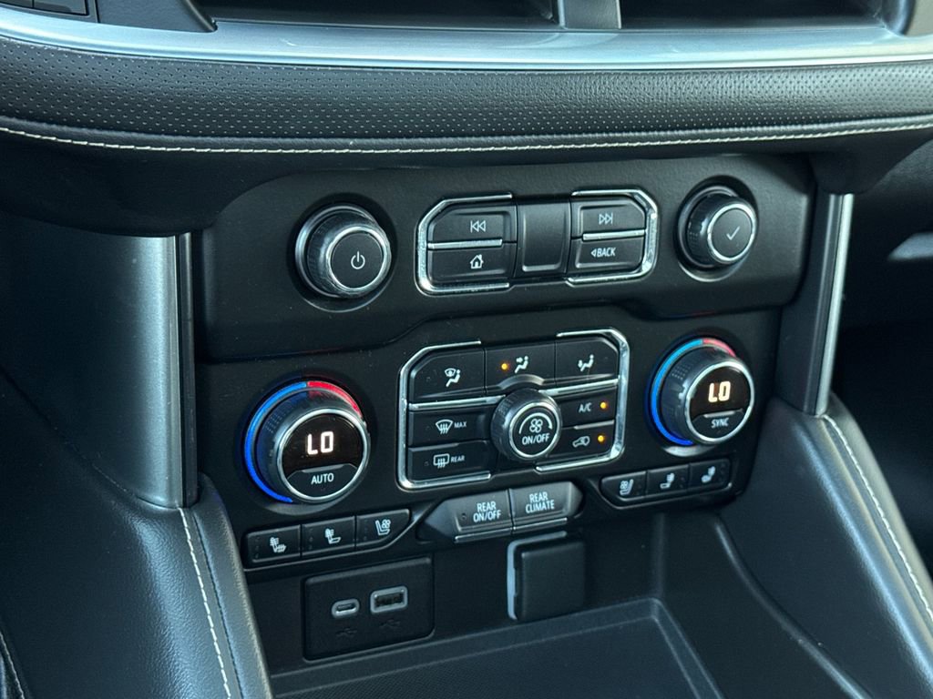 Used 2021 Chevrolet Suburban Premier image 26