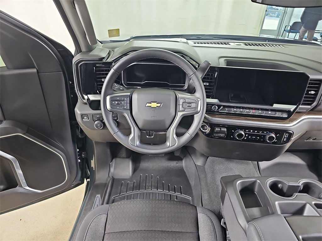 Certified 2025 Chevrolet Silverado 1500 LT image 21