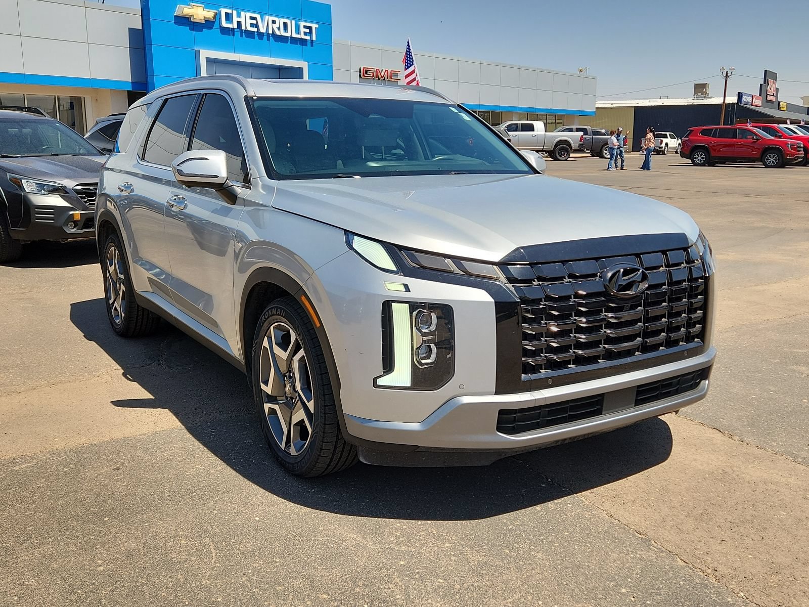 Used 2024 Hyundai Palisade SEL FWD image 6
