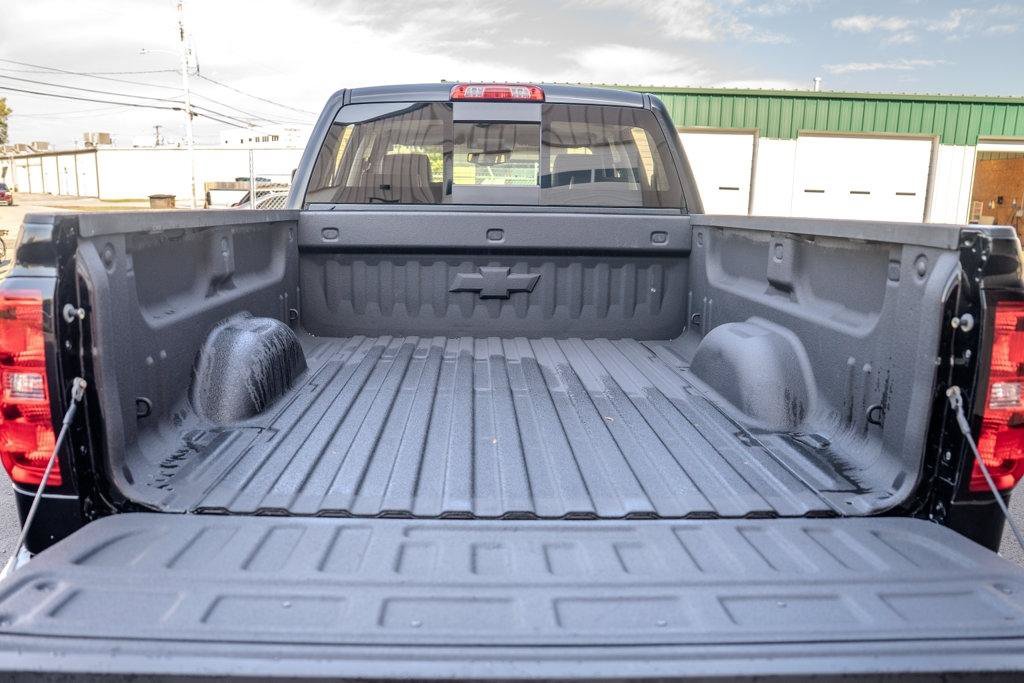 Used 2015 Chevrolet Silverado 2500 High Country w/ Duramax Plus Package AWD/4WD image 21